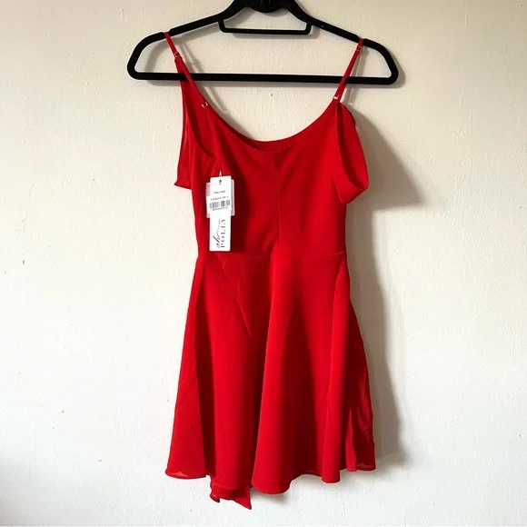 NWT Oh Polly mini red dress size 2 - Picture 5 of 5